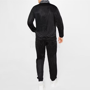 Último diseño de invierno de los hombres de poliéster Chándal Conjunto Causal de manga larga de color liso personalizado para la venta - Product Image 3