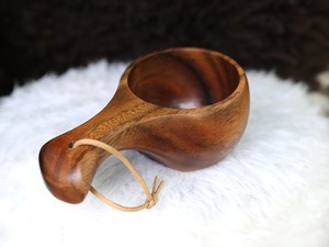 Mug à boire en bois artisanal Kuksa pour le voyage, mug en bois Kuksa inspiré de la nature pour les amateurs d'aventure à prix abordable - Product Image 5