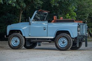 MEJOR OFERTA DEFENDER 90 TURBO DIESEL 4X4 1999, VOLANTE A LA IZQUIERDA, EN PERFECTO ESTADO, IMPECABLE, EXCELENTE CONDICIÓN, ELECCIÓN PREMIUM, EXPORTACIÓN - Product Image 3