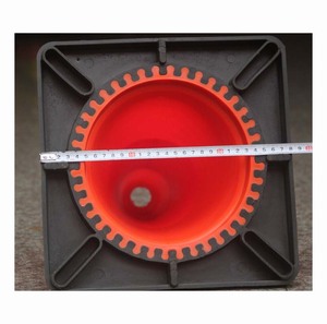 Top vente 500mm cône de route PC orange réfléchissant prismatique à haute intensité avec sécurité routière à base noire - Product Image 5