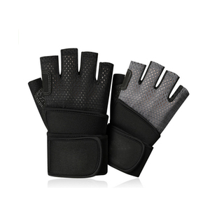 Gants de musculation respirants à demi-doigts pour hommes – Idéaux pour le sport, la gym et le fitness - Product Image 4