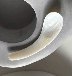 Cuillère à coquillages élégante faite à la main-Parfait pour remuer les thés et les desserts Cuillère à nacre naturelle faite à la main - Product Image 5