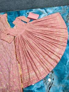 Robe de créateur en tissu imitation Georgette avec broderie lourde et séquence, manches longues entièrement cousues - Product Image 2