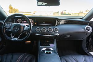 Mercedes-Benz S65 AMG Coupé propre, modèle 2015 - Product Image 3