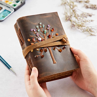 Journal en cuir de buffle gaufré motif Arbre de Vie, fait main, avec pierres précieuses, couverture rigide, fermeture à sangle, recyclé, pour Nouvel An et Remise de diplôme