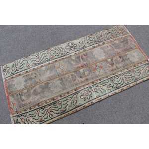 Alfombra Turca de 2.3x4.4 pies, Alfombra Vintage, Alfombra Oriental Verde de Lana - Product Image 1