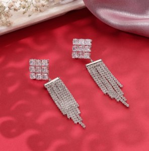 Boucles d'oreilles en argent Colorstone avec perle Designer Glamour Trendy Fashion Gift pour femmes et filles - Product Image 1