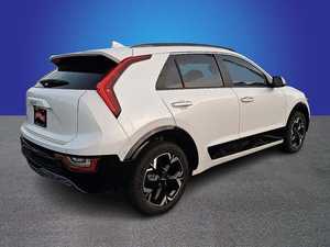 PROITABLE 2024 SUV Ultra-Lujo con Tracción Delantera, Automático, 7 Plazas, con Cámara Trasera de 360° y Techo Panorámico - Product Image 5