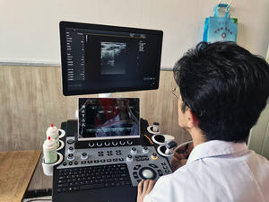 Penjualan terlaris troli murah jenis Doppler warna ultrasound dilengkapi dengan cembung + <span class=keywords><strong>linear</strong></span> + vagina 3 <span class=keywords><strong>probe</strong></span> MSLCU27 - Product Image 3