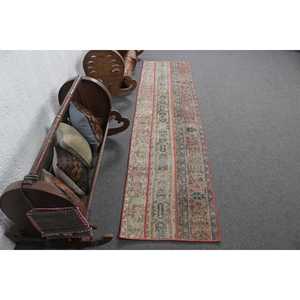 Tapis de 1,9 x 7,6 pieds, tapis turc vintage, tapis rouge uni - Product Image 1