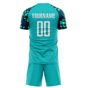 Les inserts d'épaule en maille permettent la circulation de l'air à travers l'uniforme de football pour les hommes pendant le match maillot de football - Product Image 3