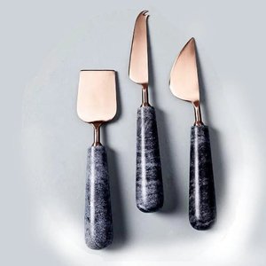 ชุดมีดหั่นชีสโลหะสีเงินมีด้ามจับทำจากเรซินหลากสีดีไซน์ทันสมัย - Product Image 2