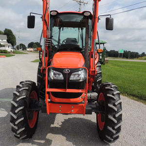 Tractor Compacto M7060 4WD Usado en Buen Estado con Caja de Cambios, Motor de 75HP, Tractor Agrícola con Transmisión por Engranajes - Product Image 2