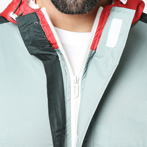 Chaqueta de lluvia de invierno para hombre hecha en fábrica, alta demanda, cuello con capucha, bordado personalizado, Impresión de logotipo, nuevo diseño, letra razonable - Product Image 4