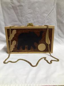 กระเป๋าคลัทช์ผ้าซาตินทำมือสำหรับสุภาพสตรีดีไซน์เนอร์ระดับนานาชาติงานหัตถกรรม100% - Product Image 4