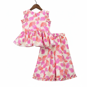 Ensemble Indo-Occidental pour Filles Shoryam, Ensemble Kurta Sans Manches à Motifs Floraux Roses, Pantalon Évasé, Costume Élégant, Vêtements Ethniques pour Fêtes, Vêtements pour Enfants - Product Image 2