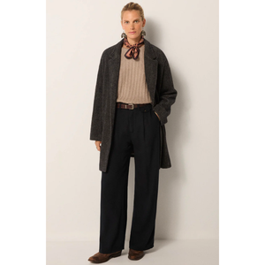 Suéter de Punto Vintage NINA, de Alta Calidad, Transpirable, Color Marfil, con Logotipo Frontal, Estilo Urbano, para Todas las Temporadas: Invierno, Otoño, Primavera - Product Image 4