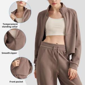 Chaquetas deportivas al aire libre de Venta caliente para mujer Top corto de manga larga con bolsillos cremallera transpirable y de talla grande para adultos - Product Image 3