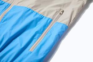 Chaqueta Impermeable Cortavientos de Alta Calidad con Cremallera Completa y Protección Contra el Viento para Invierno al Aire Libre - Product Image 4