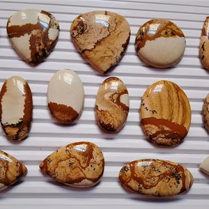 หินแจสเปอร์ธรรมชาติ 100% ราคาขายส่งแบบยกชุด หินแจสเปอร์ทำมือรูปทรงและขนาดต่างๆ สำหรับทำเครื่องประดับ หินแจสเปอร์คุณภาพสูง - Product Image 1