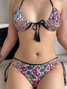 Robe de plage sexy à perles et paillettes personnalisées Décoration en strass Nouveau design Ensemble de bikini prêt à porter pour sortie à la plage Logo à l'avant - Product Image 2