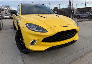 SCFVUJAW4MTV03815 2021 รถเอสยูวีหรูหรา ขับเคลื่อนสี่ล้อ เครื่องยนต์ 4.0 ลิตร ทวินเทอร์โบ V8 542 แรงม้า แรงบิด 700 นิวตันเมตร ความเร็วสูงสุด 291 กม./ชม. ไมล์น้อย อะไหล่แท้จากโรงงาน - Product Image 6