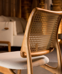 Chaise de salle à manger vintage moderne en bois massif Chaise en rotin noir haut de gamme pour villa, hôtel, salon ou appartement - Product Image 2