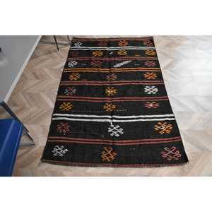 Tapis Kilim vintage 3,6 x 10,9 pieds, tapis persan turc en laine noire - Product Image 1