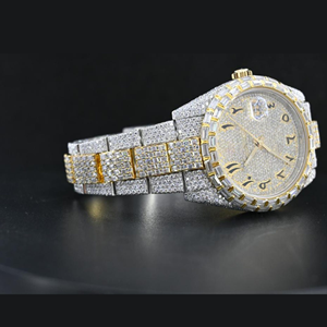 Montre en diamant Moissanite de fournisseur professionnel pour hommes et cadeaux avec prix d'usine de l'Inde - Product Image 1