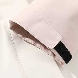 แจ็คเก็ตเดินป่ากันน้ำสำหรับผู้ชายรุ่นใหม่ล่าสุด สีตามสั่ง ปักโลโก้ด้านหน้าได้ ผ้าเรียบย้อมสี มีฮู้ด ซับในผ้าฝ้าย - Product Image 4