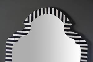 กรอบกระจกติดผนังลายดอกไม้เรขาคณิตประณีต งานฝีมือสุดหรู ทันสมัย ทำจากกระดูกแท้ เป็นมิตรกับสิ่งแวดล้อม ทนทาน คุณภาพพรีเมียม - Product Image 3