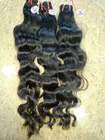 Cheveux ondulés indiens en provenance d'Inde, cheveux bouclés épais en stock chez Sushma Impex
