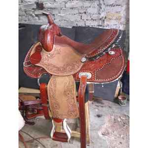 Selle de dressage en cuir véritable faite à la main Style Western Cowboy avec selle de course anglaise sans arbre au design incurvé pour l'équitation - Product Image 1