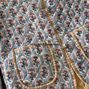 Chaqueta Acolchada de Algodón Vintage Hecha a Mano para Niños, Chaqueta Acolchada de Algodón Vintage Jaipuri de Manga Larga para Niños - Product Image 4