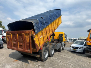 Camión Volquete Mercedes-Benz Actros 3235 V6 8X4, Muy Limpio, Súper Resistente, Euro 5, 451-500HP, Capacidad 31-40T, Transmisión Manual - Product Image 4