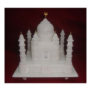 Marbre Makrana blanc pur incrusté pour une nouvelle réplique du Taj Mahal pour la décoration de la maison et les articles cadeaux - Product Image 1