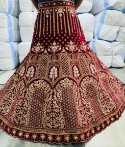 Stile indiano Pakistani <span class=keywords><strong>donna</strong></span> <span class=keywords><strong>matrimonio</strong></span> adulti <span class=keywords><strong>abbigliamento</strong></span> completo velluto Lehenga Choli Dupatta camicetta ricamo lavoro elegante <span class=keywords><strong>matrimonio</strong></span> - Product Image 1