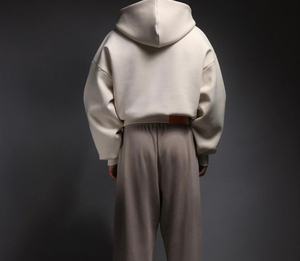 Hombres Crop Top Sudadera con capucha de algodón de felpa francesa de gran tamaño en relieve Logo Street Wear Sudadera con capucha sin cordón - Product Image 2