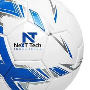 Ballon de match professionnel Next Tech Industries, technologie hybride, matériau texturé TPU, design personnalisé et logo personnalisé - Product Image 3