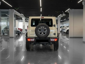 ZUZUKl JEMMY 4 2025, SUV Automático Turbo, Asientos de Cuero, Neumáticos R18, Portaequipajes de Aluminio, Interior Oscuro, Motor de Gasolina, Panorámico - Product Image 4