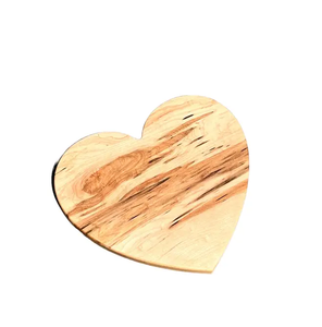 Planche à découper en bois exigeante personnalisée différentes tailles planche à découper personnalisée en forme de coeur vente chaude - Product Image 2