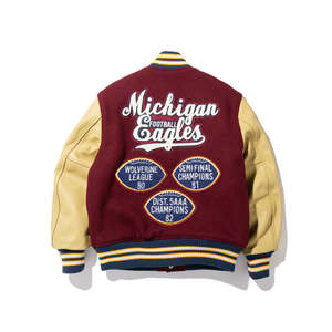 Blouson universitaire unisexe personnalisable OEM à capuche, col montant, broderie chenille, style streetwear, respirant, avec lettrage sur le devant - Product Image 6