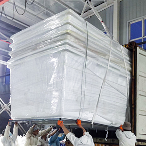 Piscina de Fibra de Vidrio para Exteriores de Tamaño Familiar, Diseño Personalizado, Piscina Enterrada, Resistente a los Rayos UV y a la Corrosión - Product Image 6