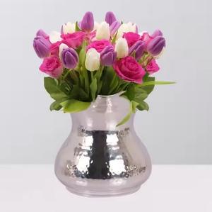 Jarrón con marco de hierro dorado en metal moderno, perfecto para una elegante decoración del hogar y elegantes exhibiciones florales - Product Image 5