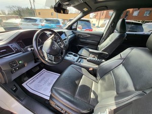 Magnifique Honda Passport EXL 2021, transmission automatique, sièges en cuir, transmission intégrale - Product Image 5