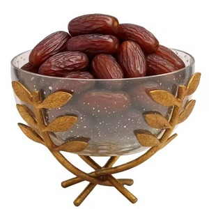 Tazón Dorado Brillante con Base de Madera, Regalo Islámico para Ramadán y Eid - Product Image 4