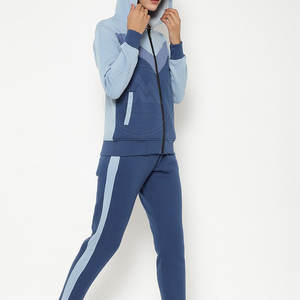 ชุดวอร์มผ้าฝ้าย100% น้ำหนักเบาระบายอากาศของผู้หญิงวัสดุพลัสไซส์เป็นมิตรกับสิ่งแวดล้อมสำหรับฤดูหนาว - Product Image 1