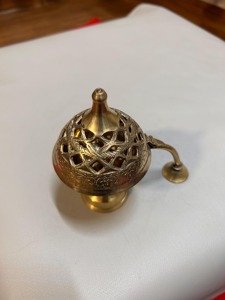 Quemador de incienso Vintage Quemador de incienso de latón para adoración Templo Oración Meditación Espiritual Decorativo Quemador de incienso de lujo - Product Image 3