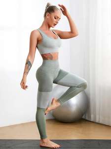 Ensembles de yoga à la mode pour femmes vêtements de course à pied vêtements d'entraînement top tendance ensembles de yoga pour femmes de couleur unie - Product Image 2