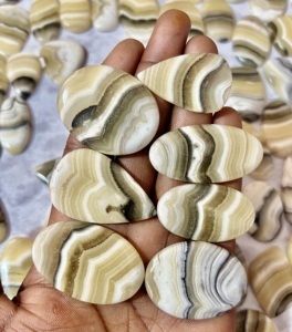 Cabujón de calcita de cebra Natural de grado AAA +, increíble piedra preciosa de cristal suelta al por mayor para la fabricación de joyas personalizadas - Product Image 1